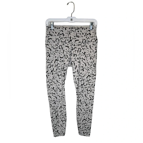 Varley Women's Everyday Abstract Printed 7/8 High Rise Yoga Leggings Size Medium - Picture 3 of 9